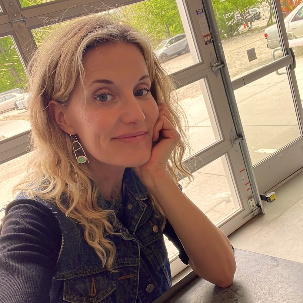 Meet your Posher, Karmen